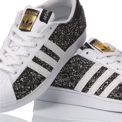 adidas superstae schwarz mit fell|Adidas Superstar.